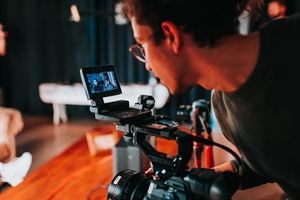 Earn £5,500 for a Corporate Shoot + More UK Casting